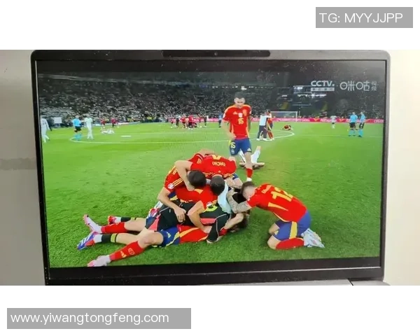 从贫困到辉煌足球明星的奋斗历程与励志故事图片集