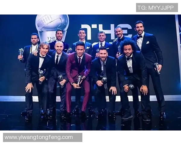 足球明星辉煌岁月球场传奇铸就梦想